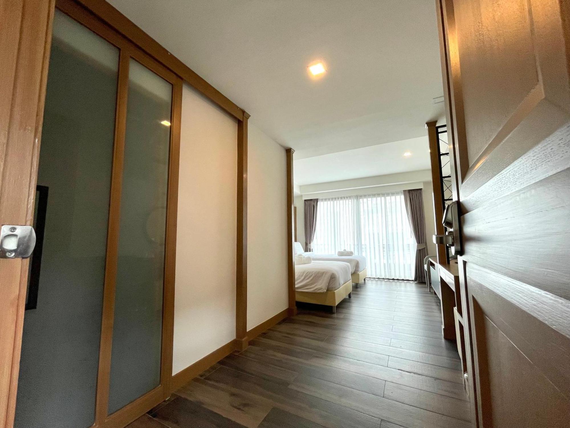 Baannalin Hometel บ้านนลิน โฮมเทล, Chiang Mai